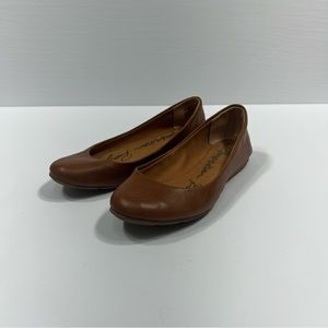 American Rag Ellie Brown Padded Insole Round Toe Flat Women's Size 7